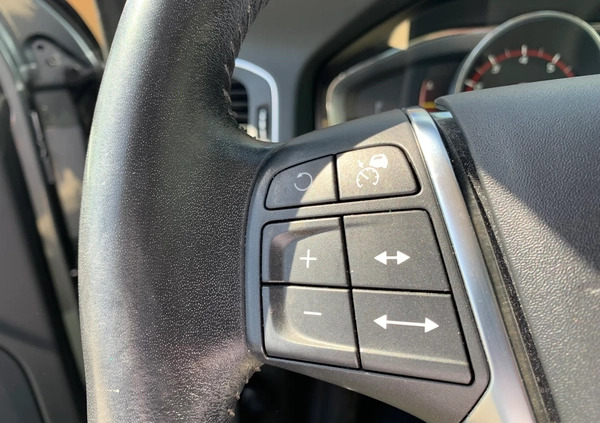 Volvo S60 cena 78900 przebieg: 66710, rok produkcji 2017 z Lubsko małe 277